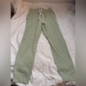 Reigning Champ Joggers